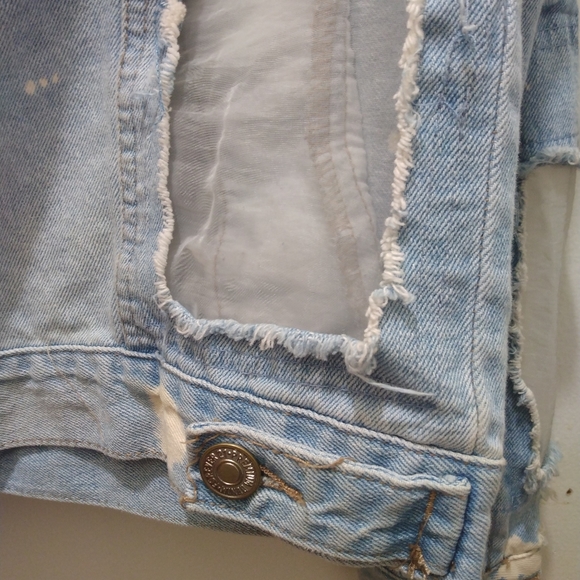 Forever 21 Reconstructed Jean Jacket. Women's medium. - Picture 8 of 8